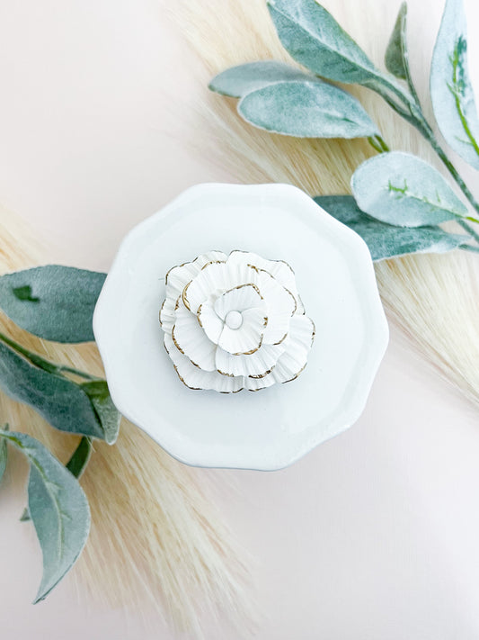 White Flower Magnet 1